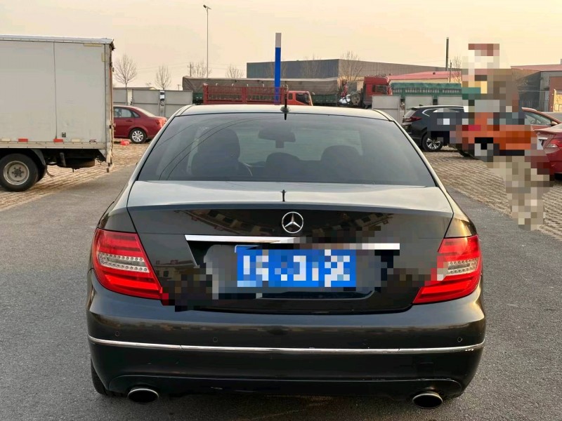 沧州13年奔驰C9