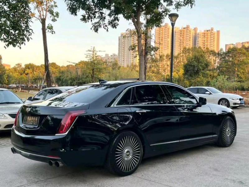 东莞18年凯迪拉克CT67