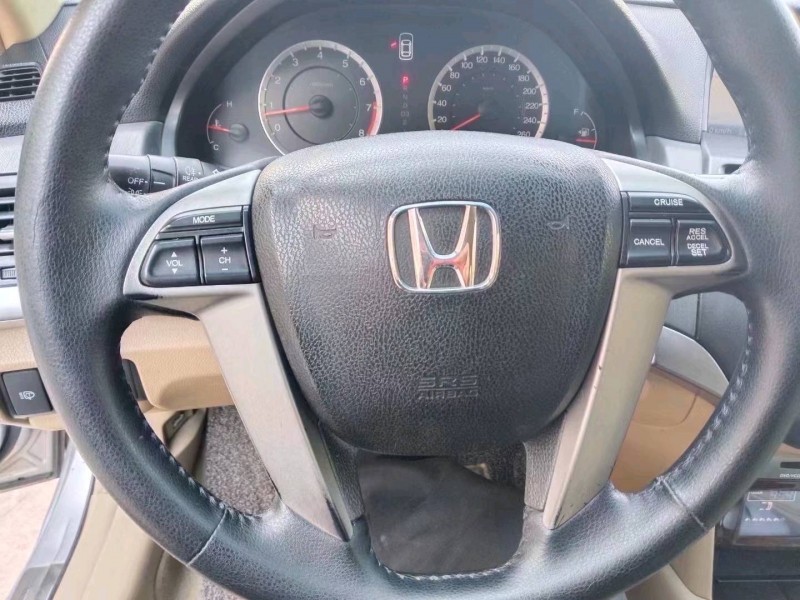 菏泽10年本田雅阁7