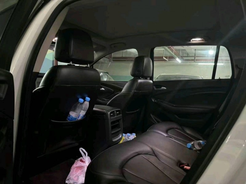 重庆20年别克昂科威7