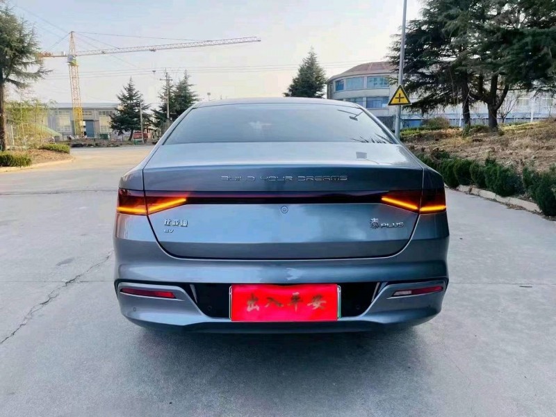 东营23年比亚迪秦5