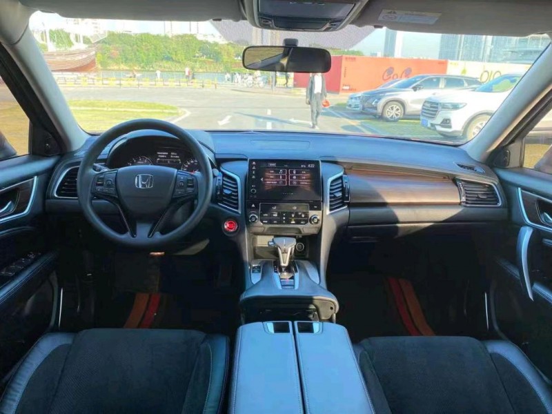 珠海19年本田冠道8