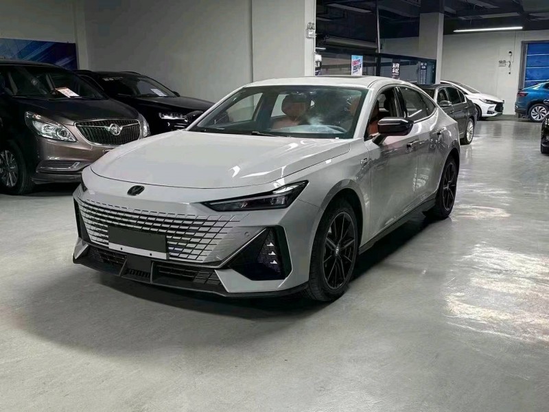 保山23年長安汽車UNI-V2