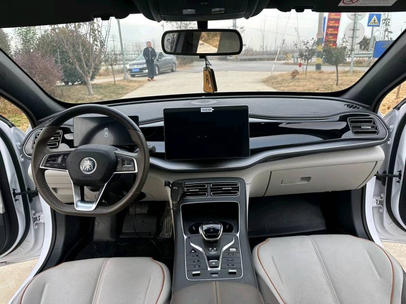 徐州23年比亚迪秦4