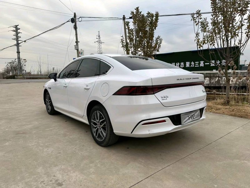 徐州23年比亚迪秦8