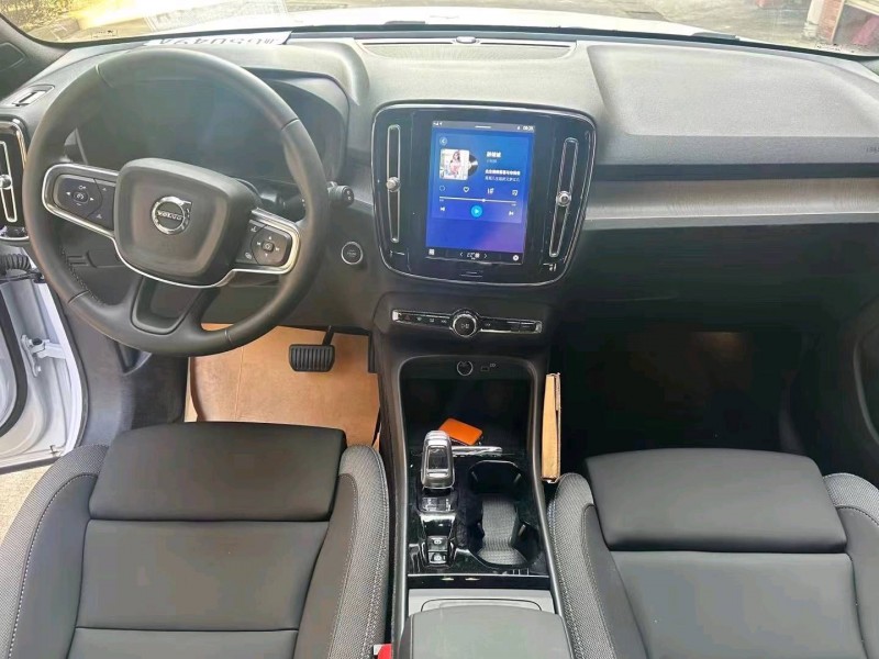 嘉兴23年沃尔沃XC408