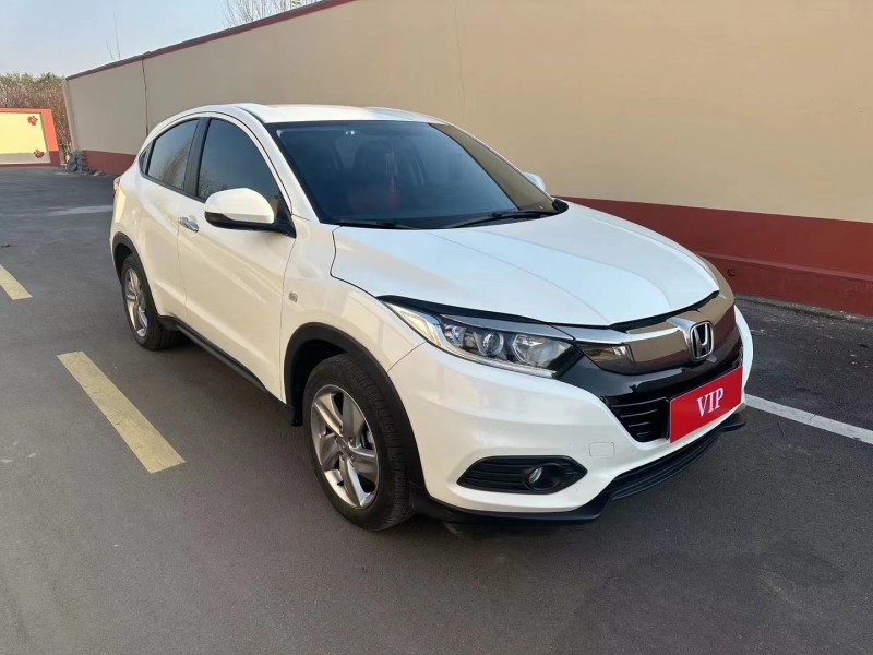 青岛22年本田缤智2