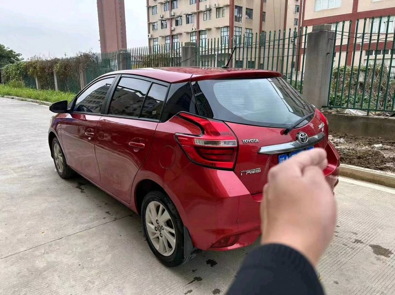 宜昌17年豐田YARiS L 致炫6