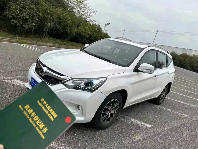 武汉16年比亚迪宋2