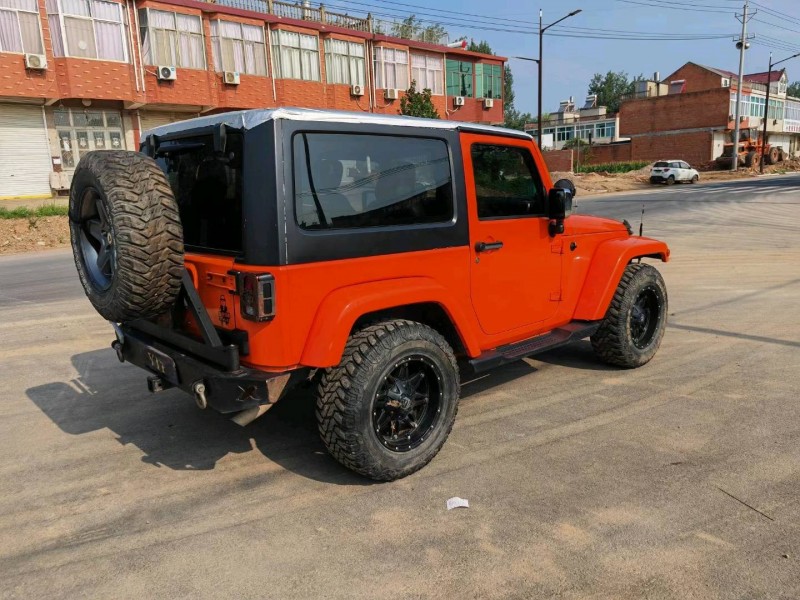 蚌埠13年Jeep牧馬人8