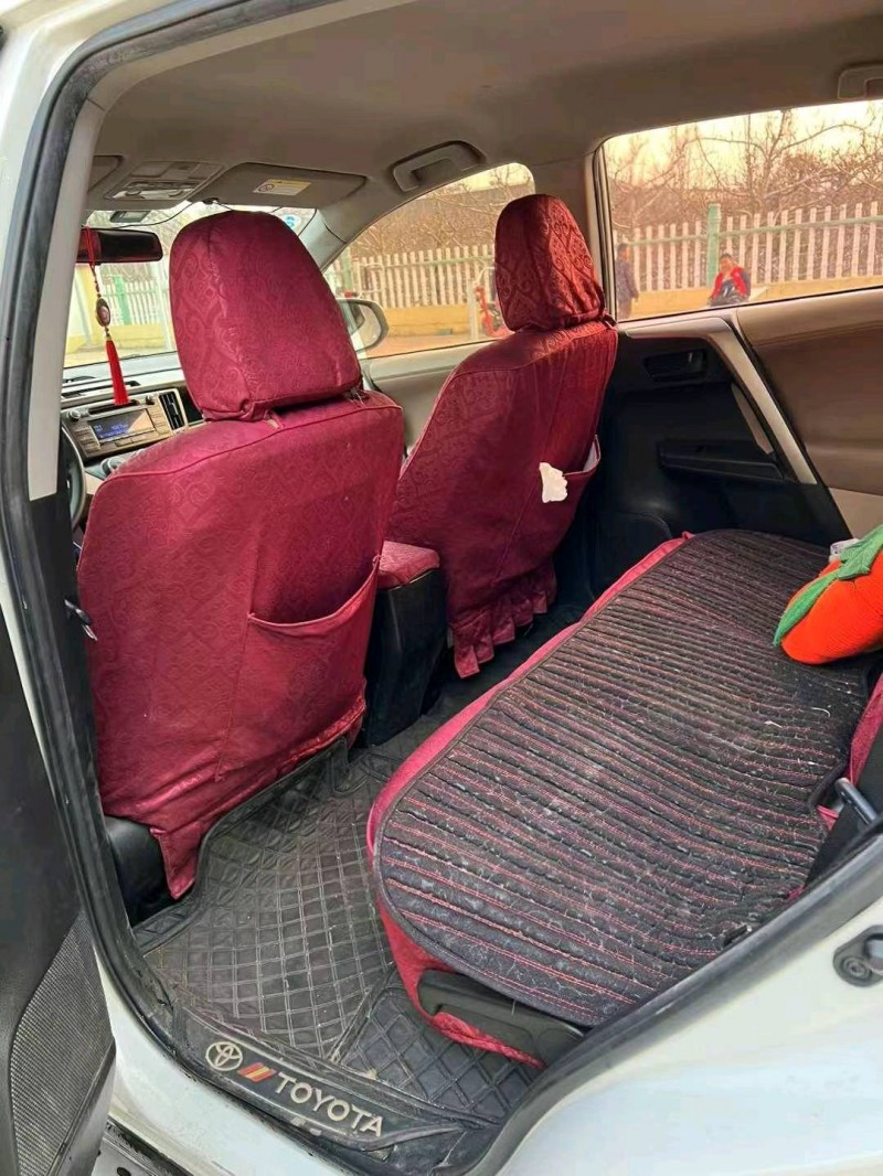 东营15年丰田RAV4荣放7