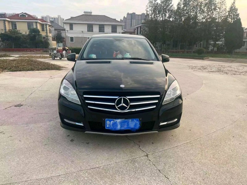 苏州14年奔驰R1