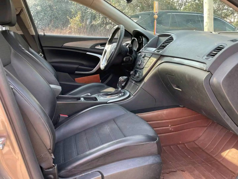 东营13年别克君威4