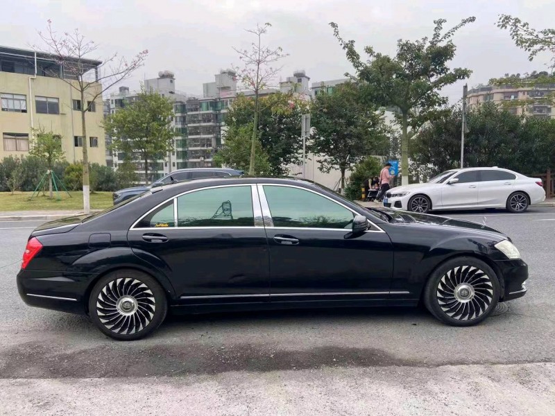 广州07年奔驰S6