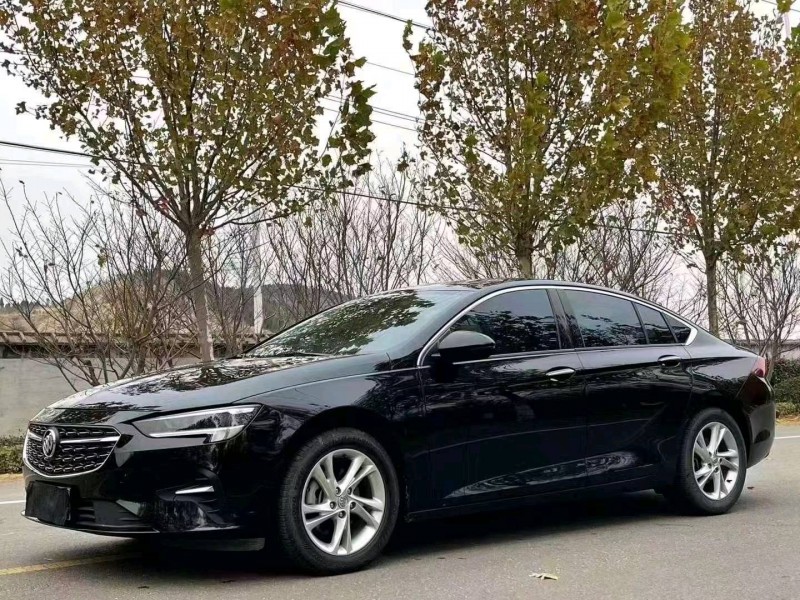 东营21年别克君威3