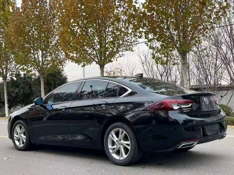 东营21年别克君威7