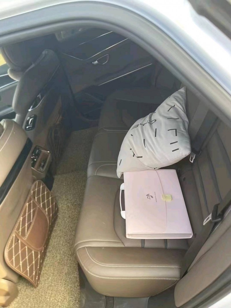 珠海22年比亚迪汉8