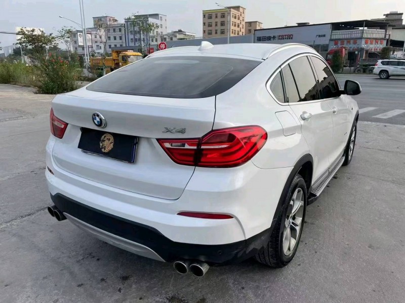 广州17年宝马X47
