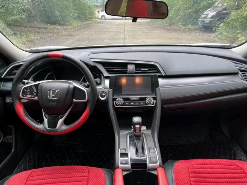 衡阳19年本田思域4