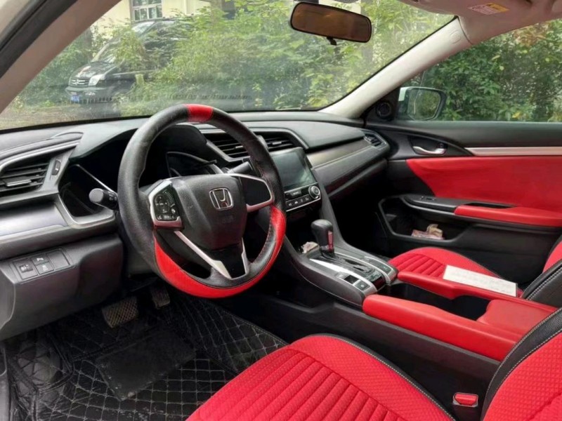 衡阳19年本田思域5