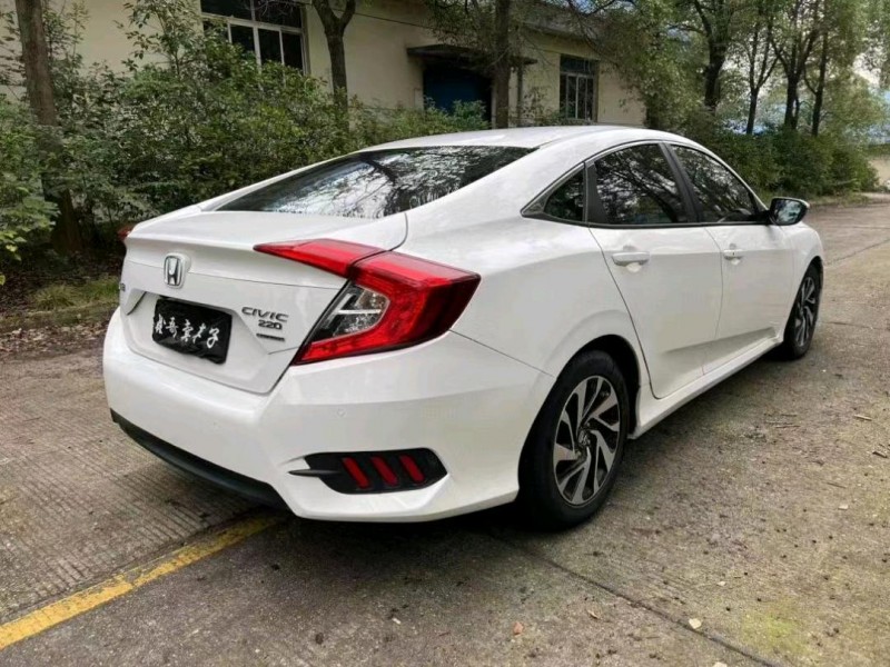 衡阳19年本田思域9