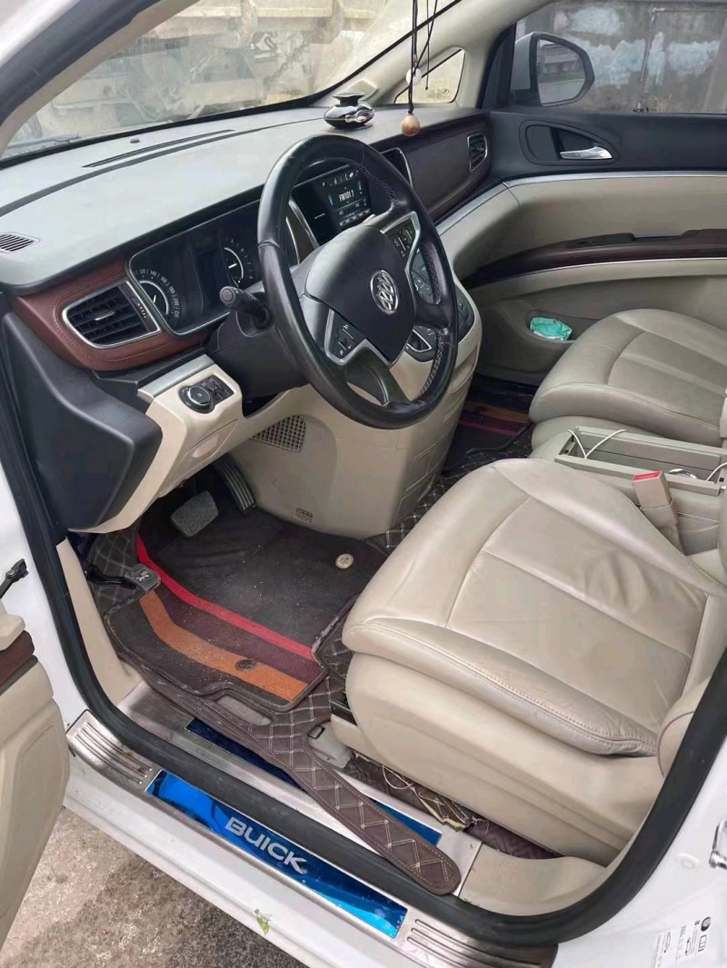 徐州19年别克GL86