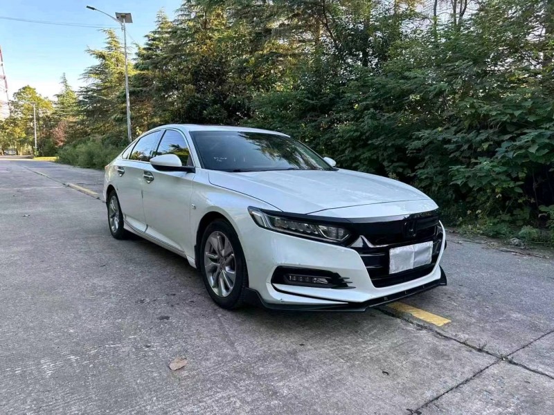 徐州18年本田雅阁3