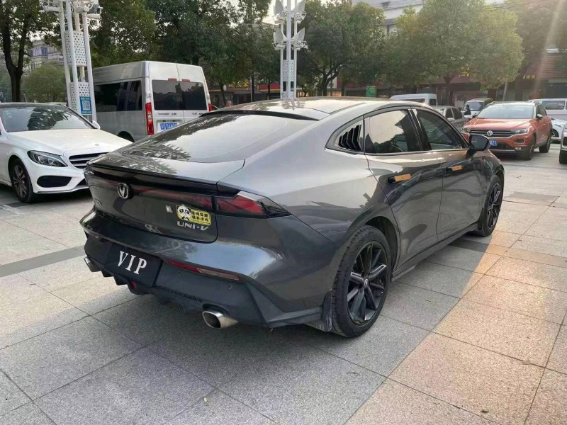 苏州23年长安汽车UNI-V4