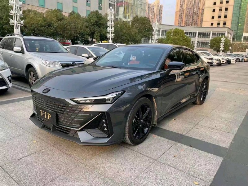 苏州23年长安汽车UNI-V9