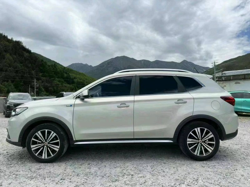 甘孜21年榮威RX58