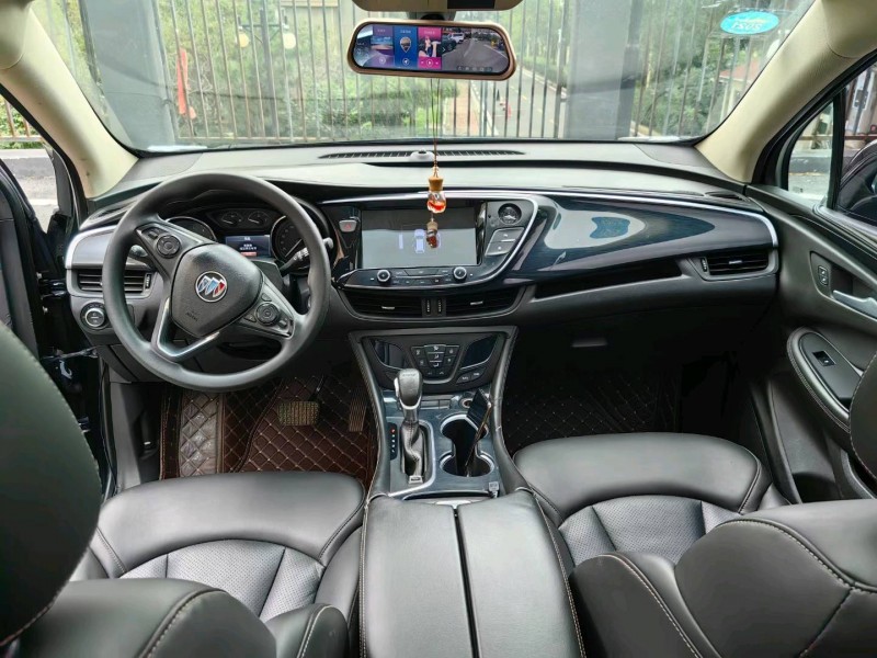 青岛16年别克昂科威4