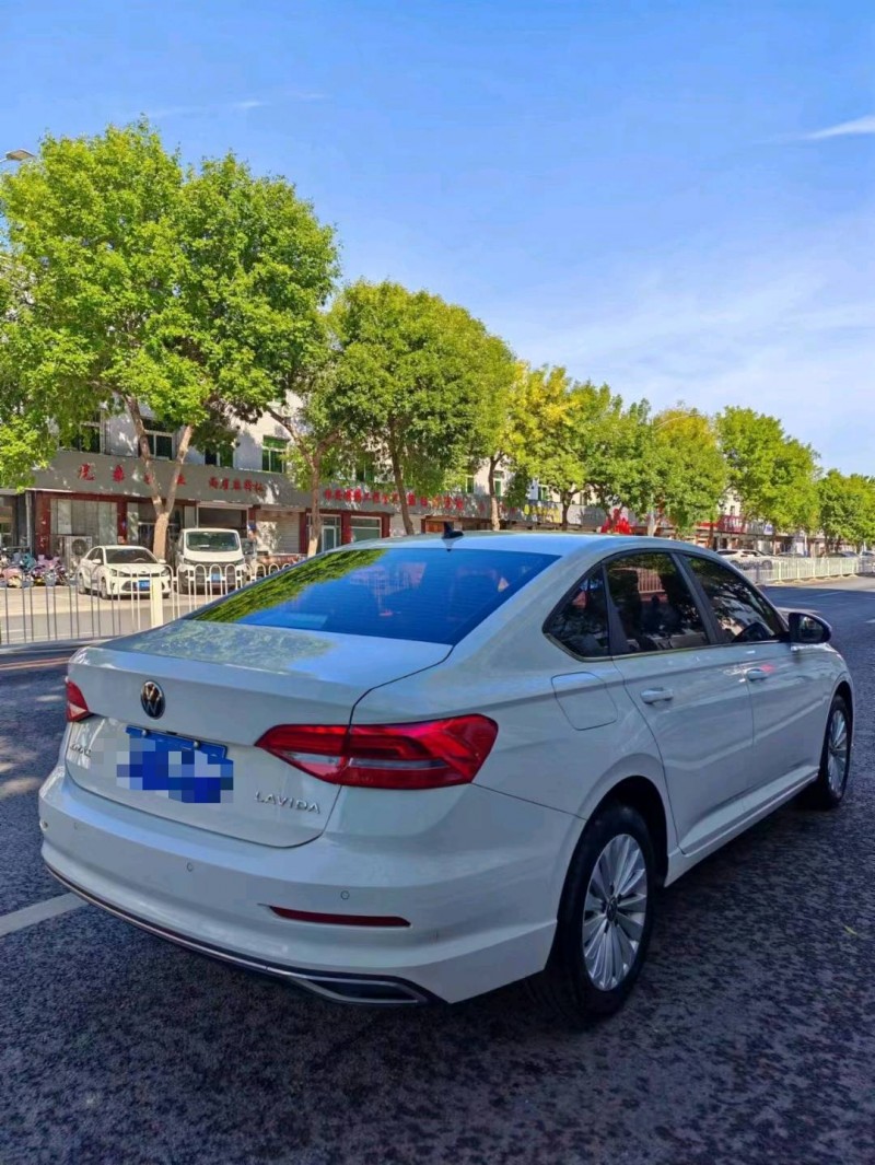 保定20年大众朗逸7