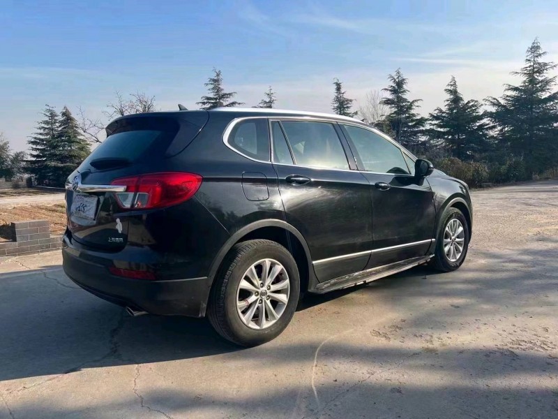 青岛16年别克昂科威8