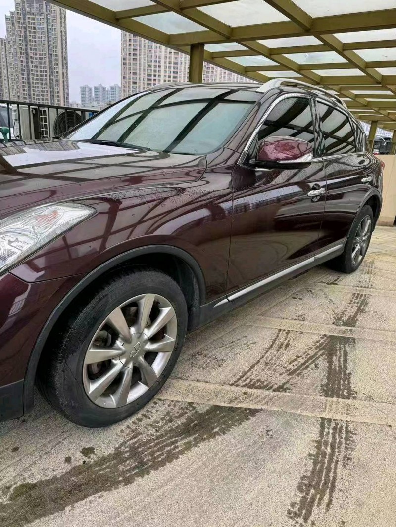 常州17年英菲尼迪QX502