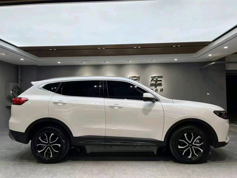 成都23年哈弗H67