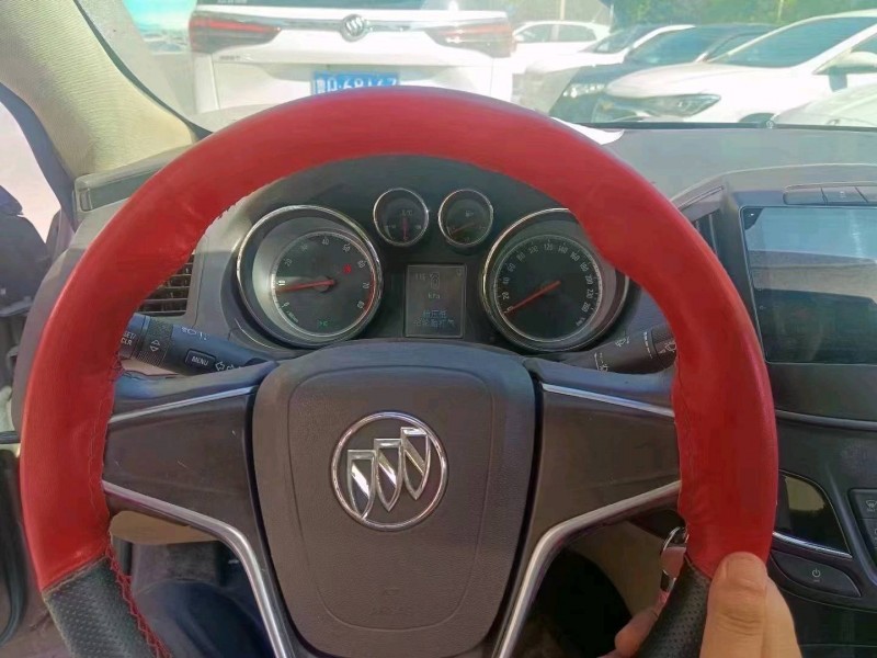 济南14年别克君威4