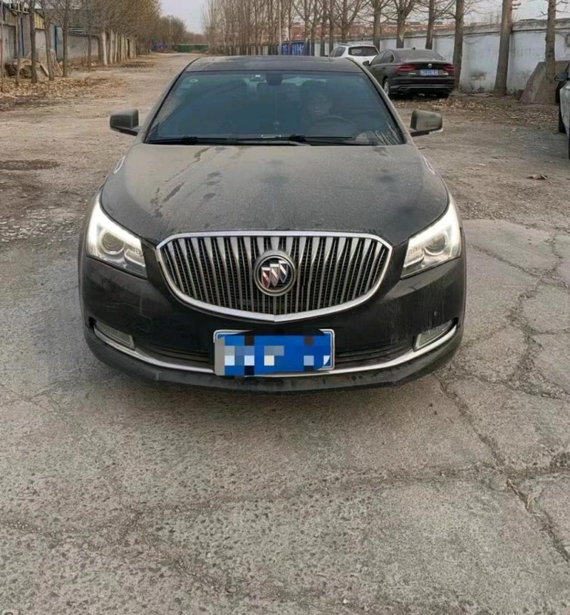 济南15年别克君越1