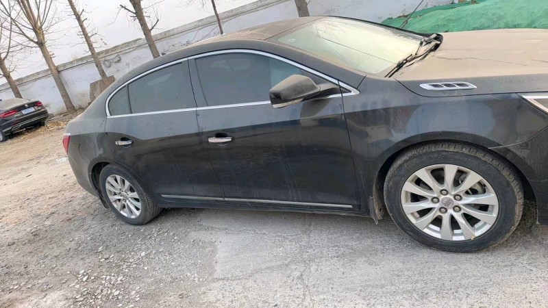 济南15年别克君越2