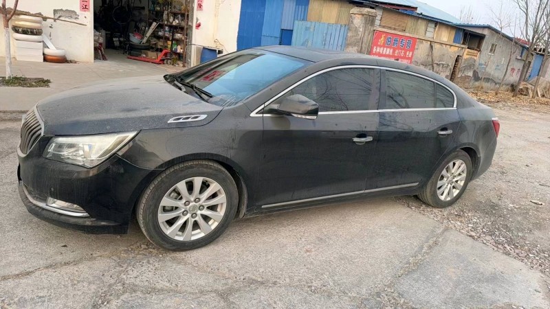 济南15年别克君越5