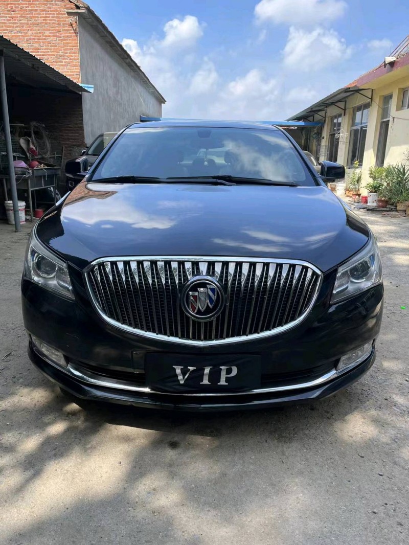 济南15年别克君越1