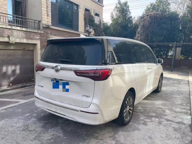 临沂20年别克GL82