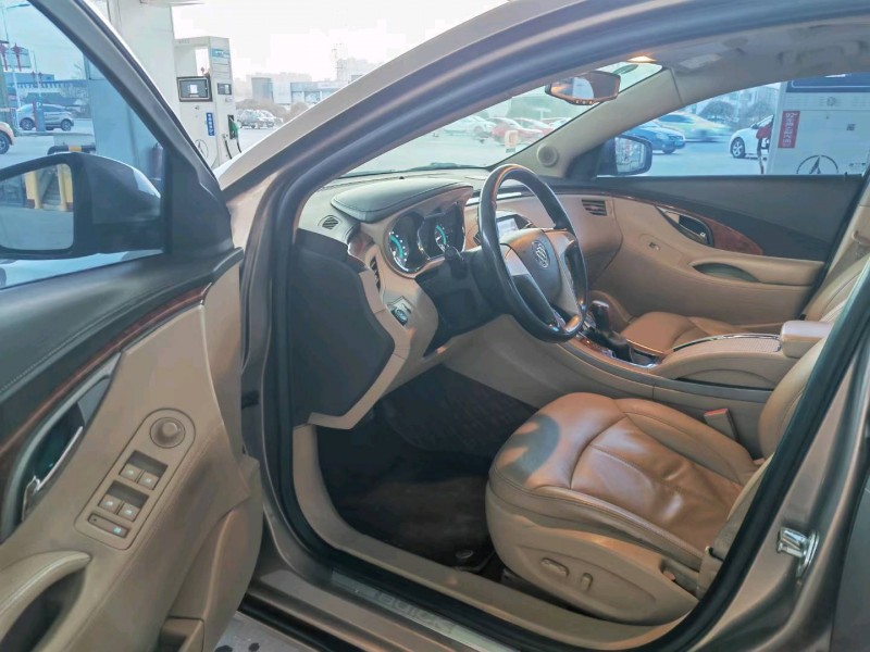 保定13年别克君越4