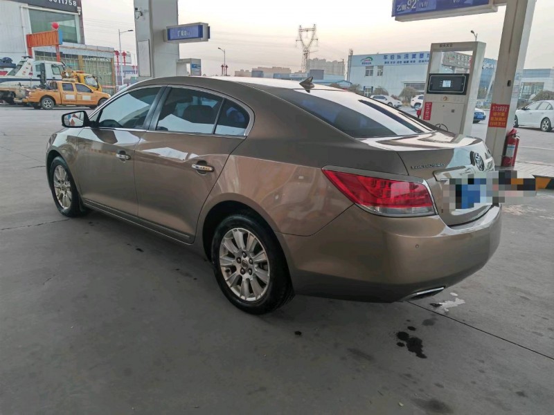 保定13年别克君越7