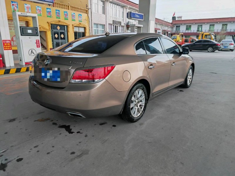 保定13年别克君越8