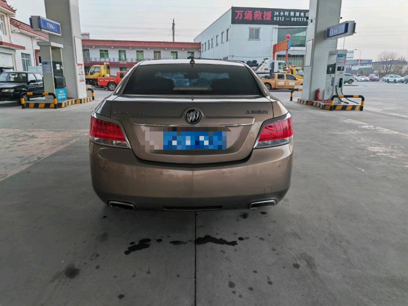 保定13年别克君越9