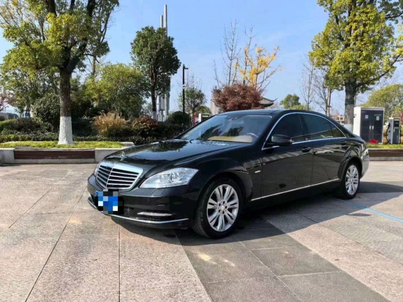 嘉兴12年奔驰S2