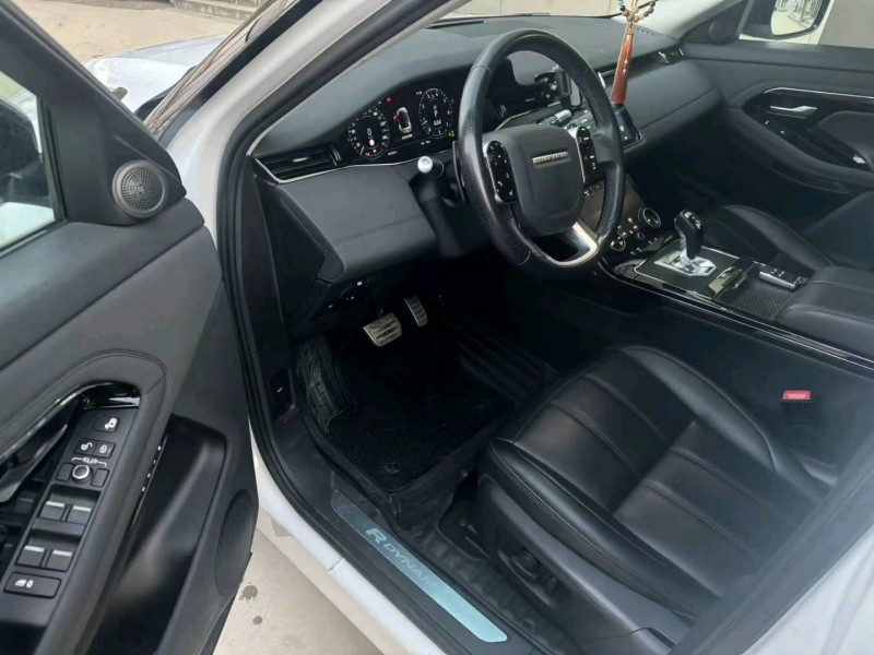 保定19年路虎极光8