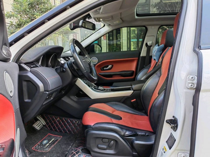 苏州14年路虎极光4