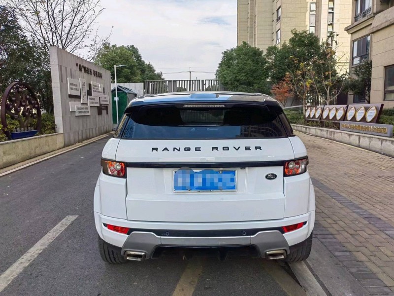 苏州14年路虎极光9