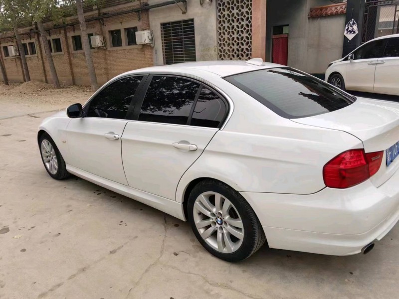 保定11年宝马3系5